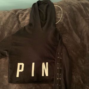 Black Pink VS cropped hoodie